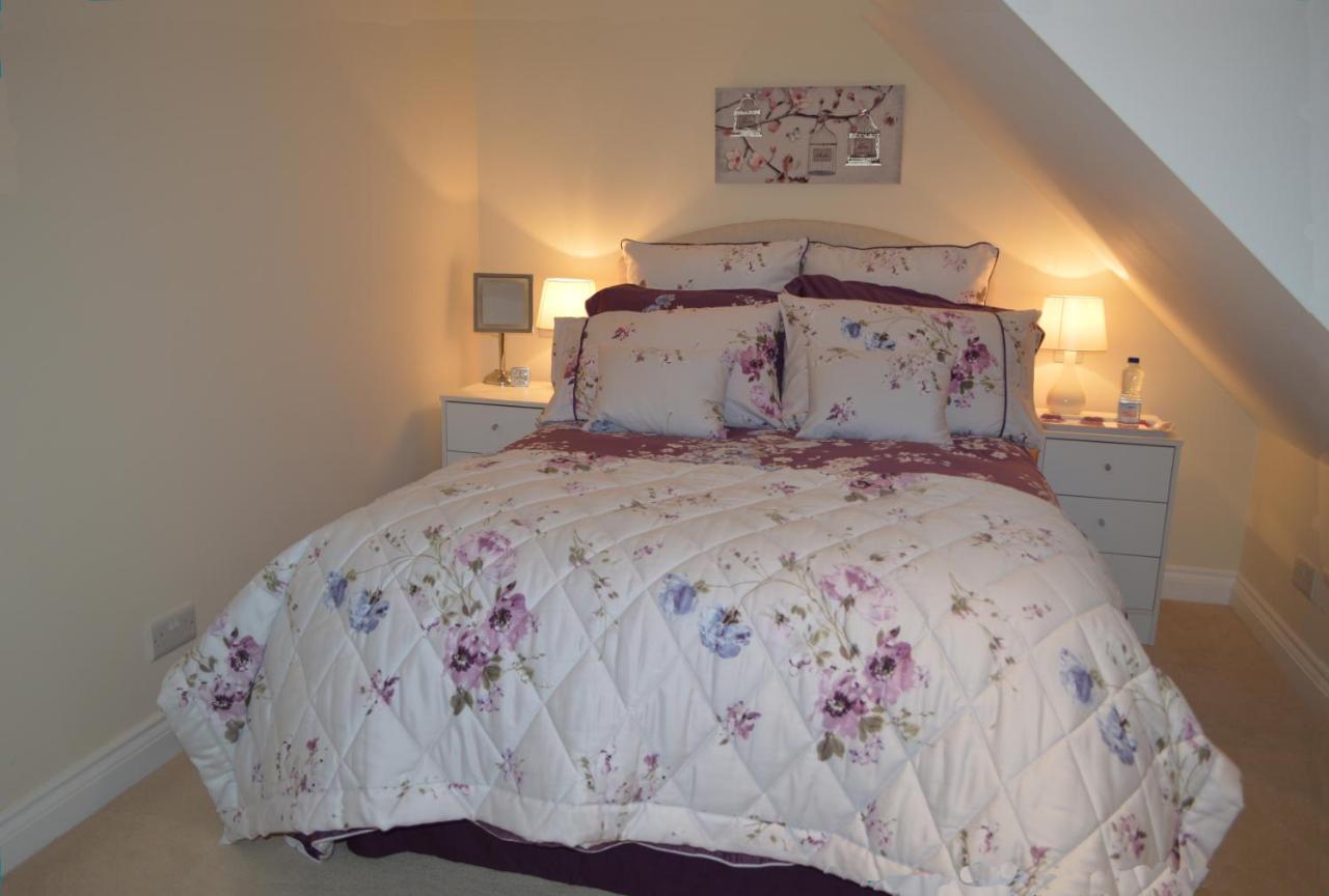 Pwll-Y-Faedda Bed & Breakfast Білт-Веллс Екстер'єр фото